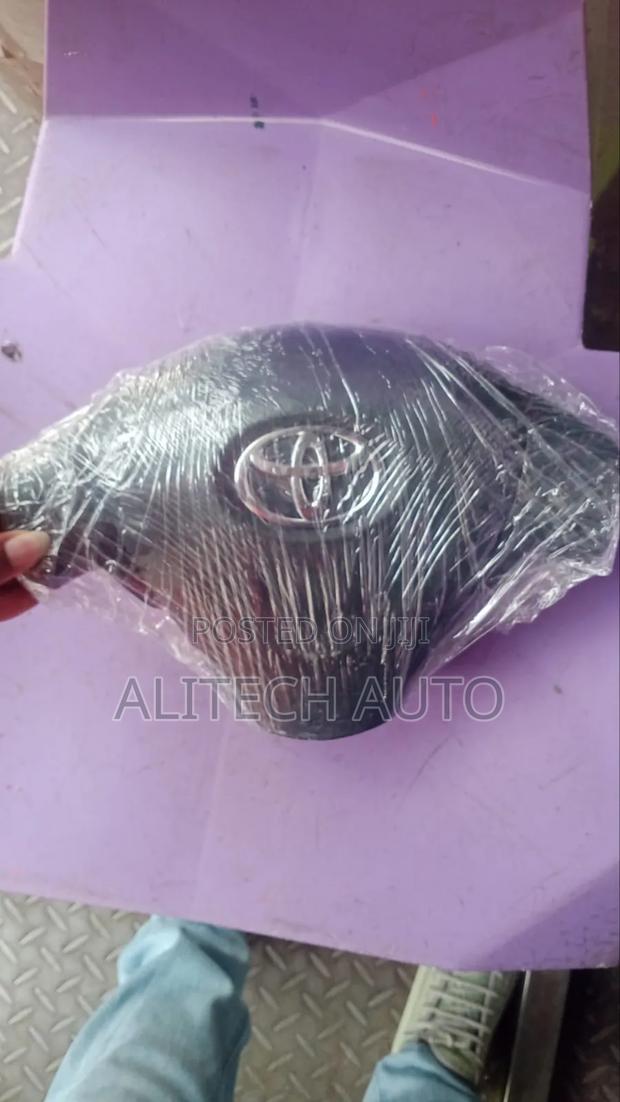 Steering Wheel Airbag Toyota Fielder 2010