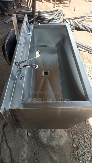 Theatre Scrubbing Sink - main view