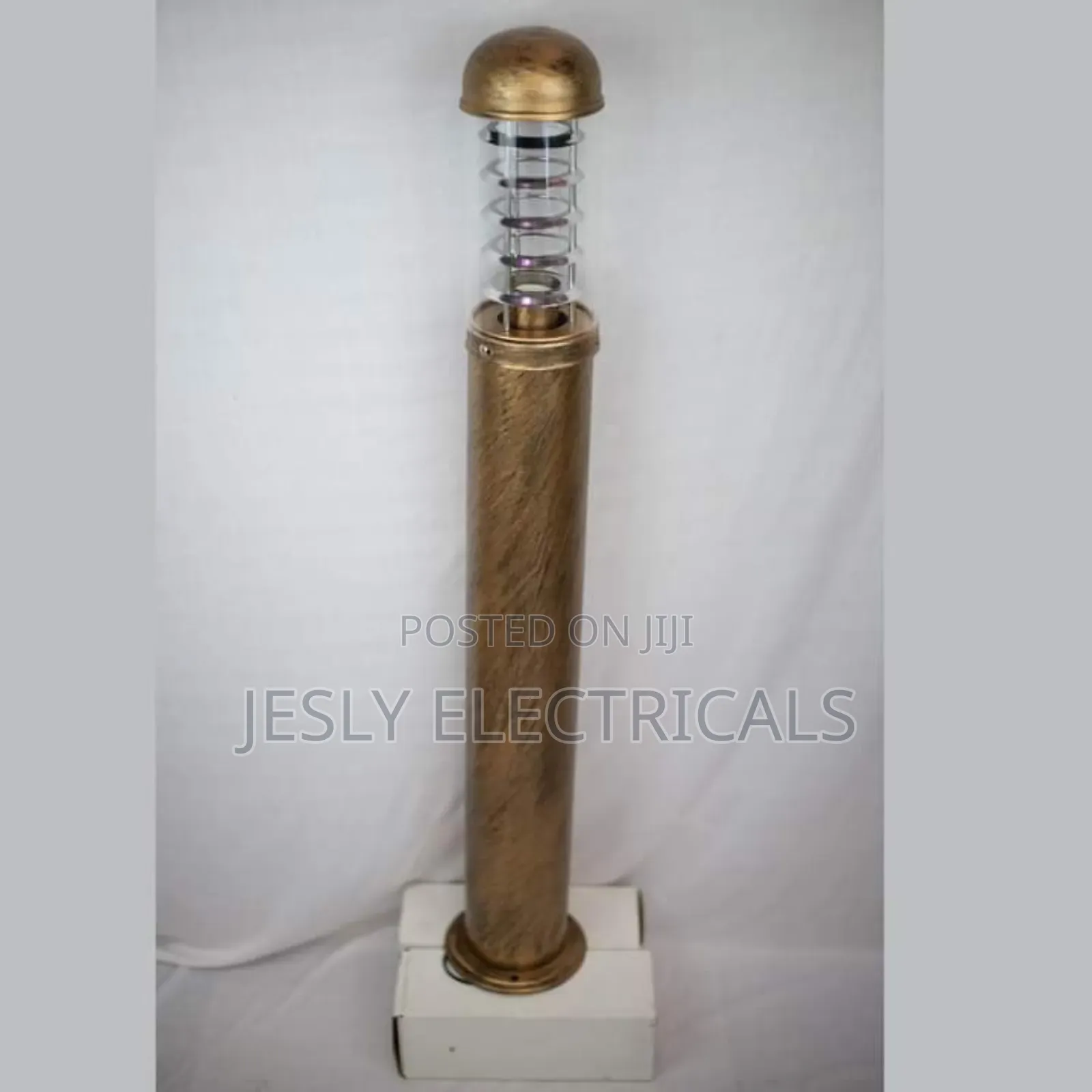 Simple Outdoor Waterproof Lawn Lamp