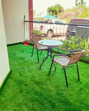 Vibrant Green Artificial Grass(Turf Grass Carpet)