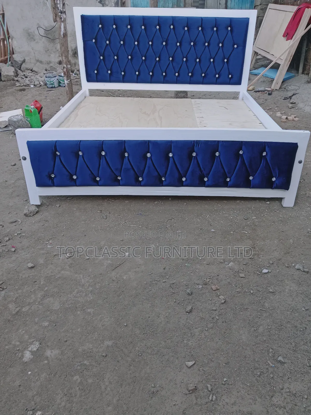 Executive Mocket Bed 6x6.