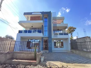 5bdrm Maisonette in Kamakis for sale
