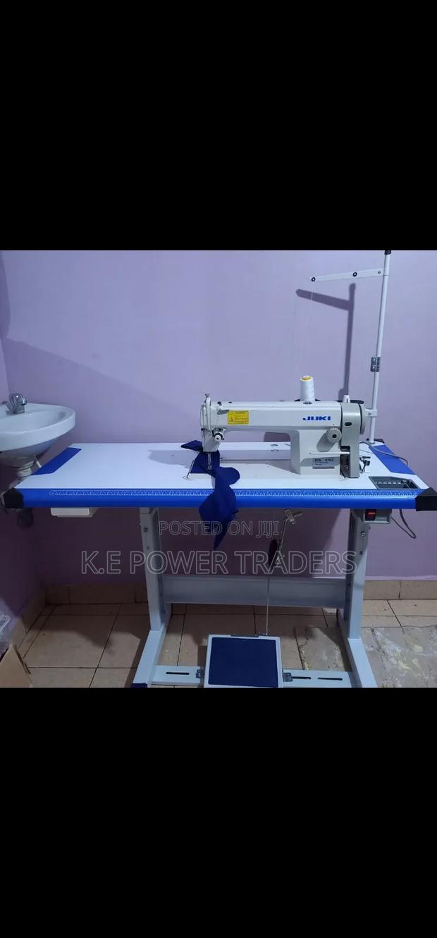 Juki Industrial Sewing Machine - main view