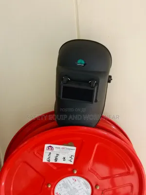 Welding Shield With Wide Viewing.