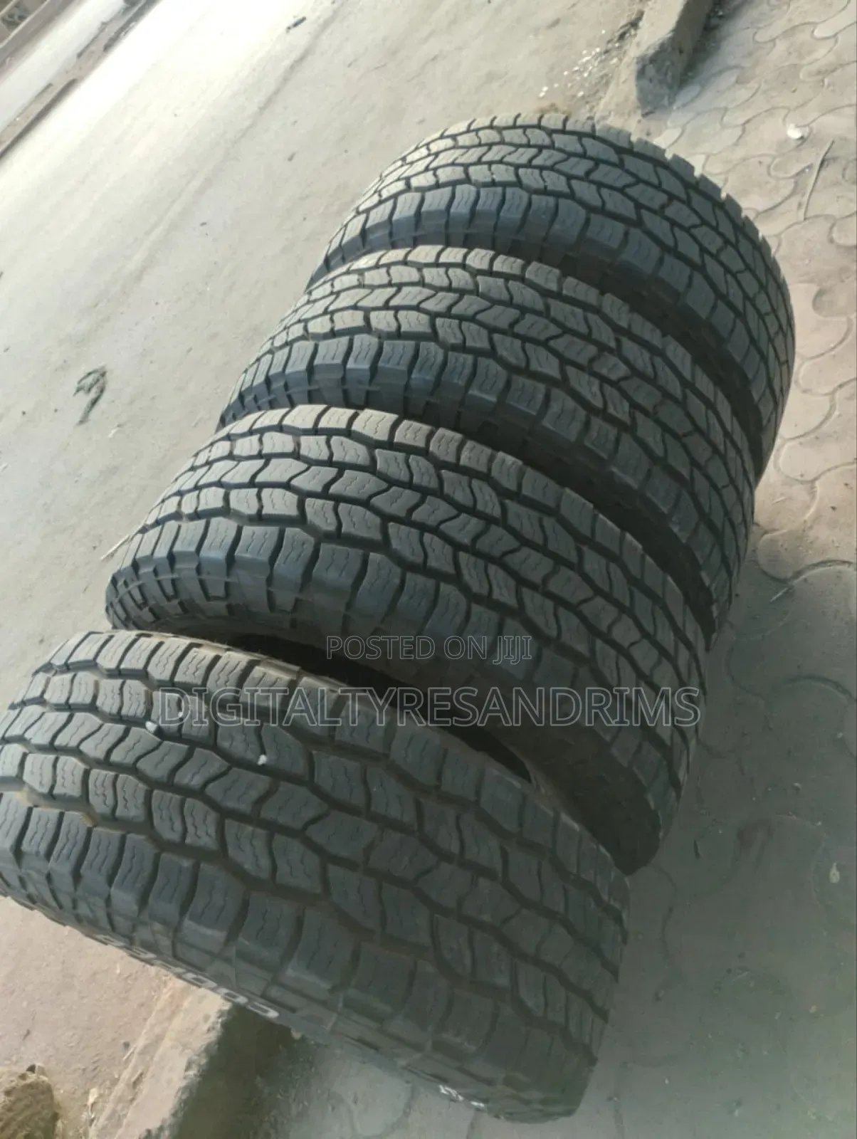 285/65r18 Cooper Tyres Slightly Used Made in Usa
