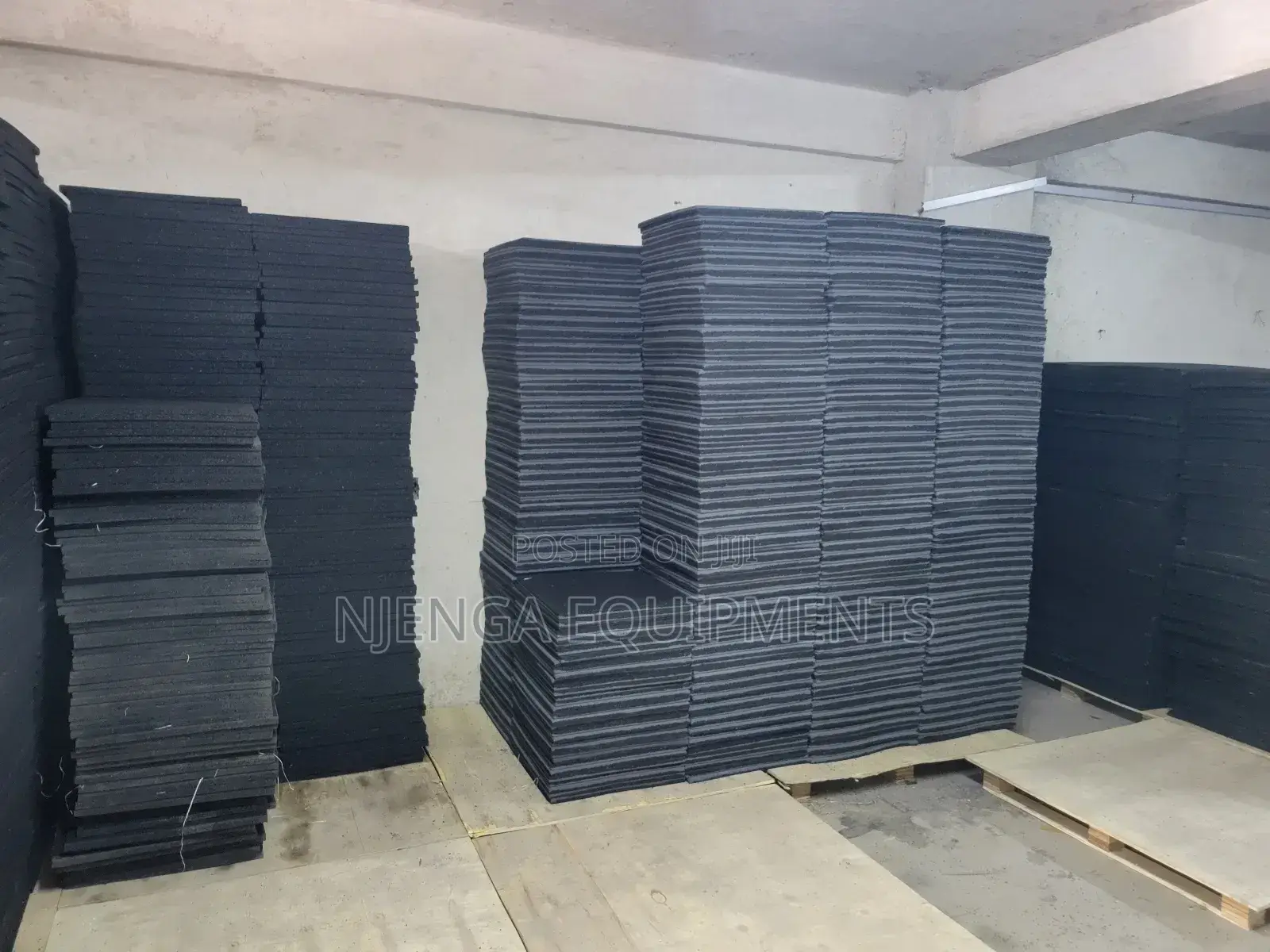 Rubber Mats / Durable and High-Impact 20mm