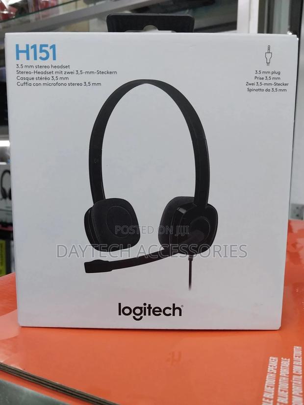 Logitech H151 Wired Headphones on Ear Headphones With Mic