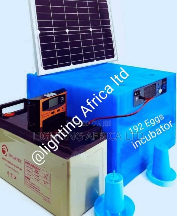 192 Eggs Incubator + 450w Solar Panel + 200ah Battery Kit