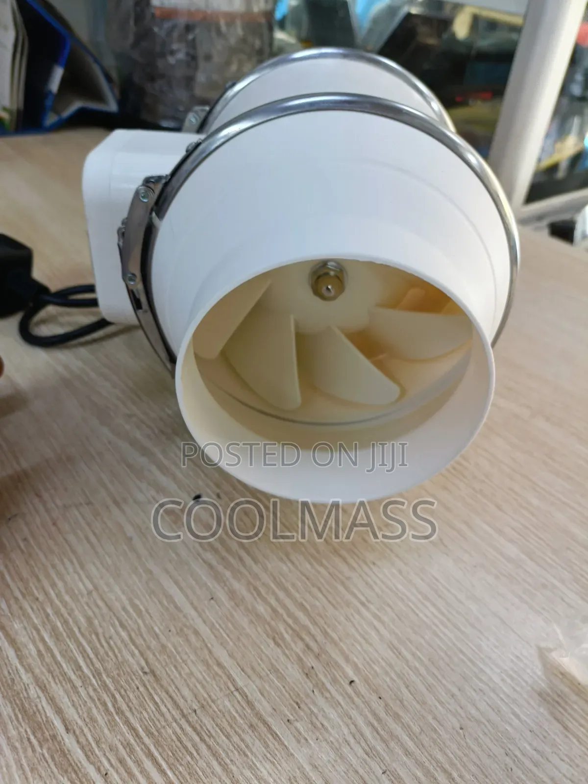 Fume Chamber Fans for School Lab