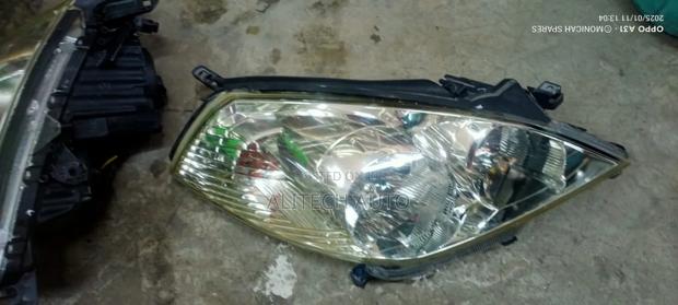 Headlight Nissan Wing Road Y11