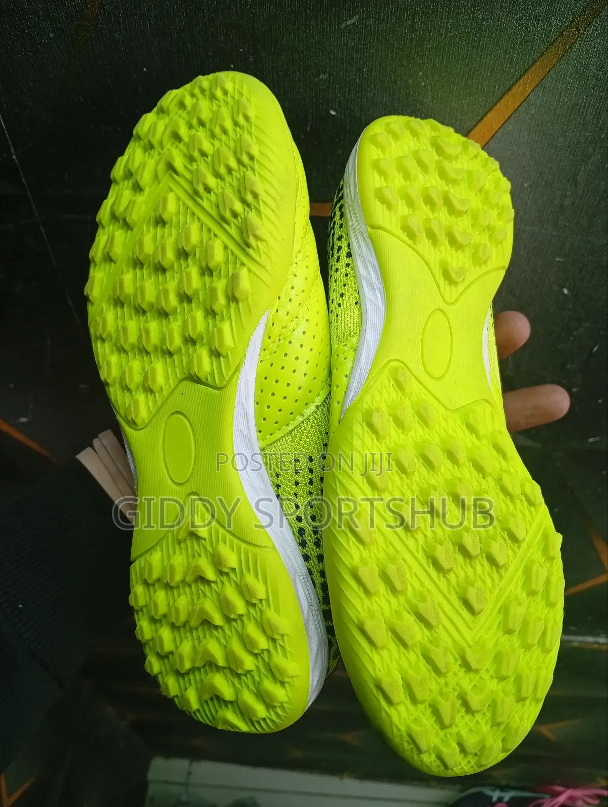 Kids Football Trainers