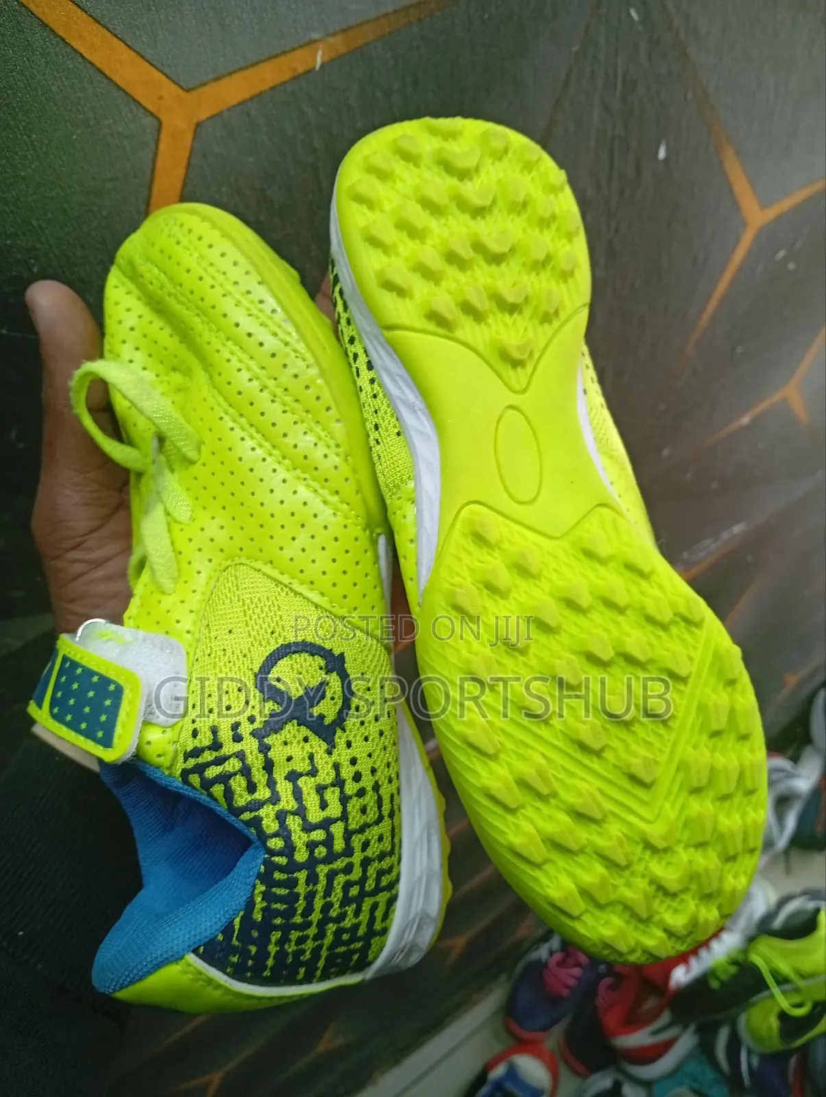 Kids Football Trainers