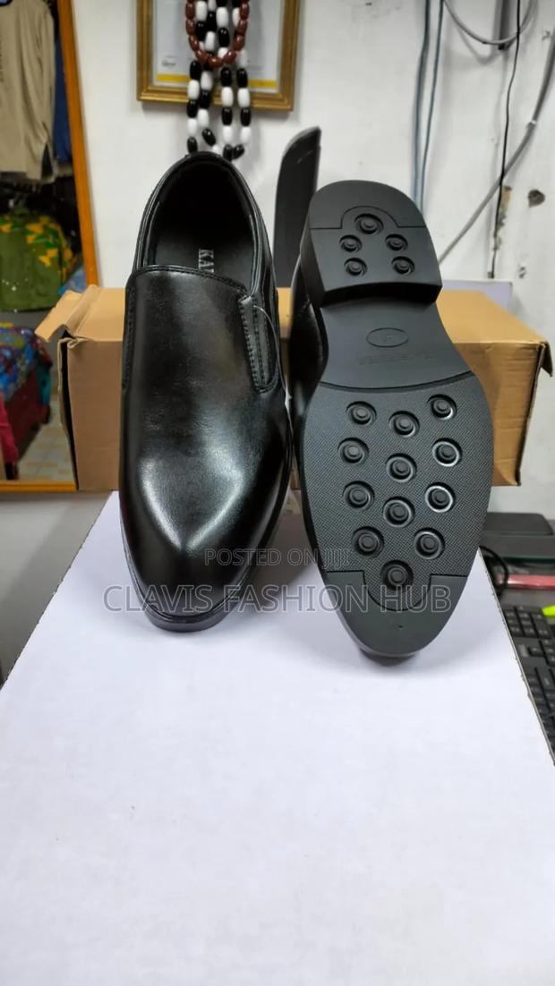 Men Black Leather Shoes Without Strings - thumbnail 2