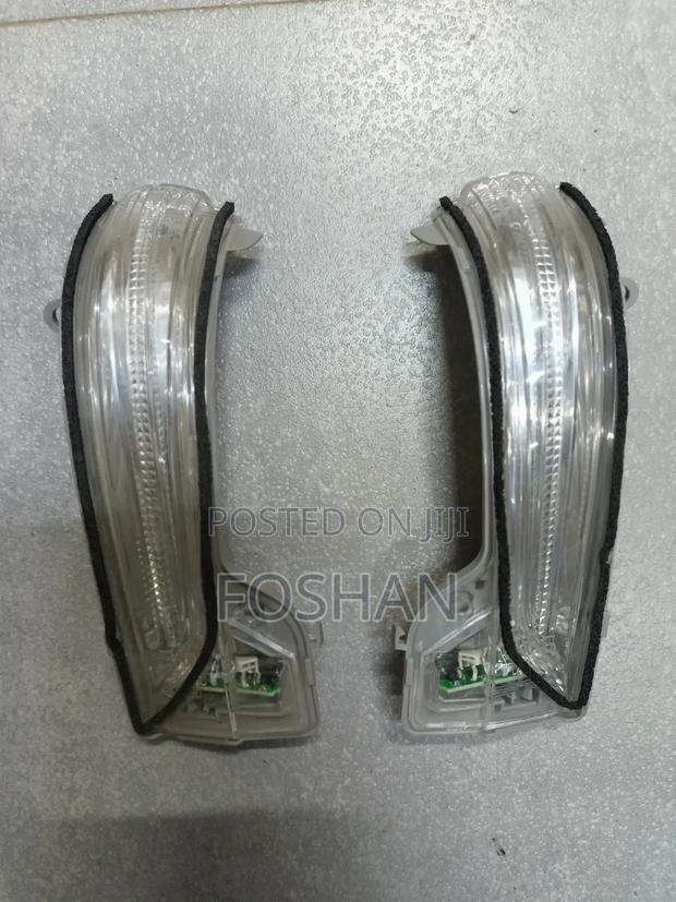 Fortuner/Revo Side Mirror Blinker
