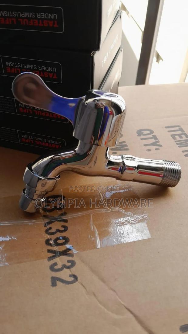 Wall Tap Elbow Action - main view