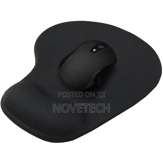 Ugreen Mouse Pad Wrist Support Ergonomic Fabric -Black-Lp668 - main view