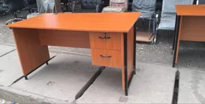 Metallic Stand Office Desk