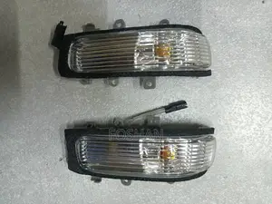 Hilix Vigo/Fortuner Side Mirror Blinker