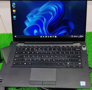 Laptop Dell Latitude 5300 8GB Intel Core i5 SSD 256GB