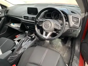 Mazda Axela 2018 Red