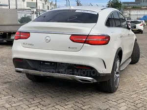 Mercedes-Benz GLE-Class GLE 350d 4MATIC 2018 Off white