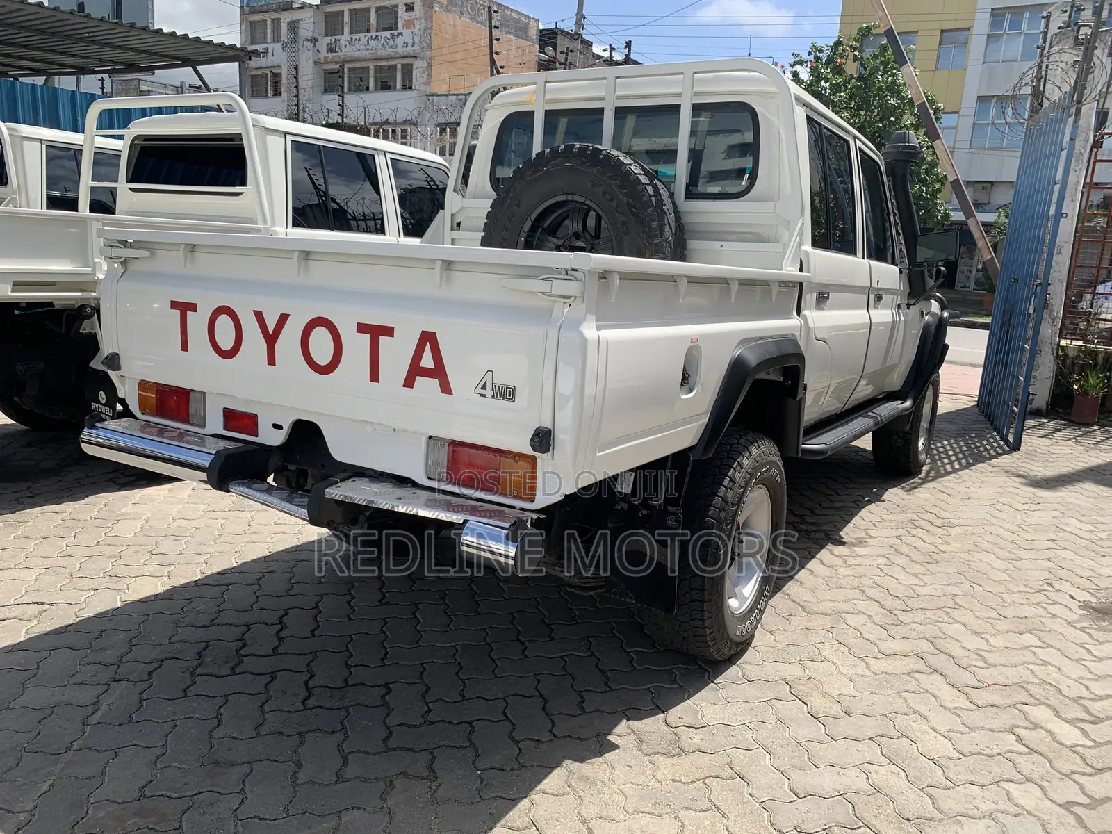 Toyota Land Cruiser 4.5 V8 TD 2019 Off white