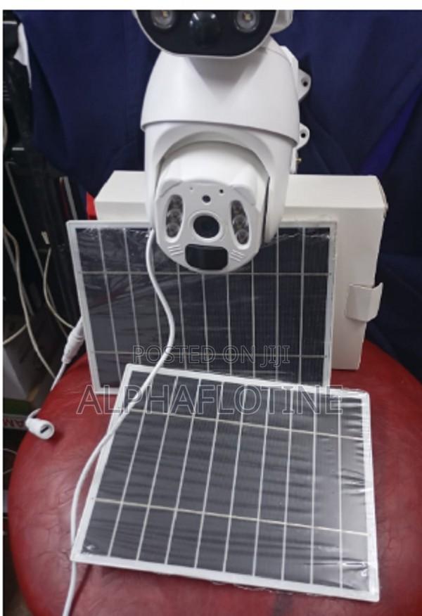 U-Box 4g Double Lens Double Solar Screen PTZ Camera - main view