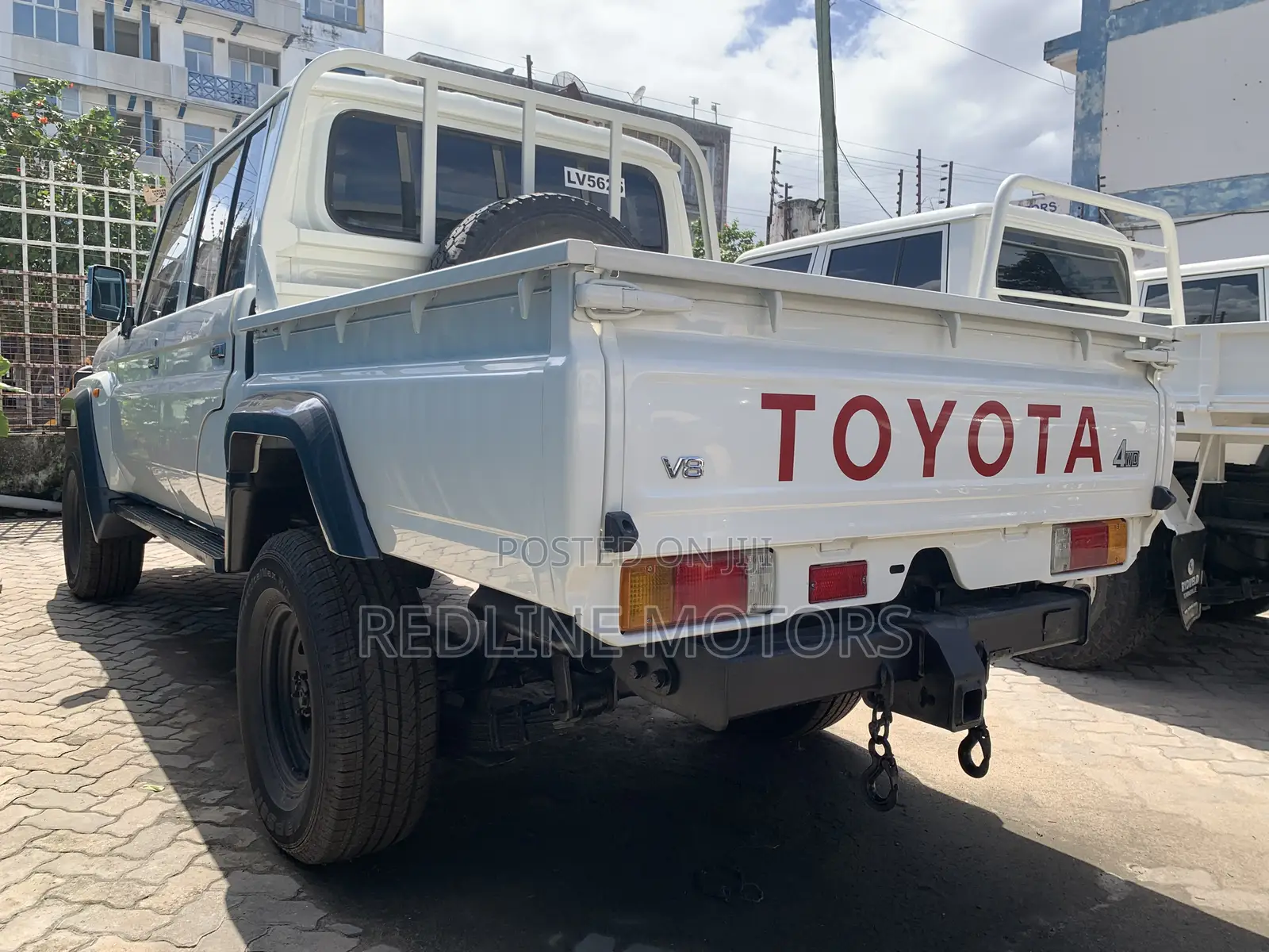 Toyota Land Cruiser 4.5 V8 TD 2018 White