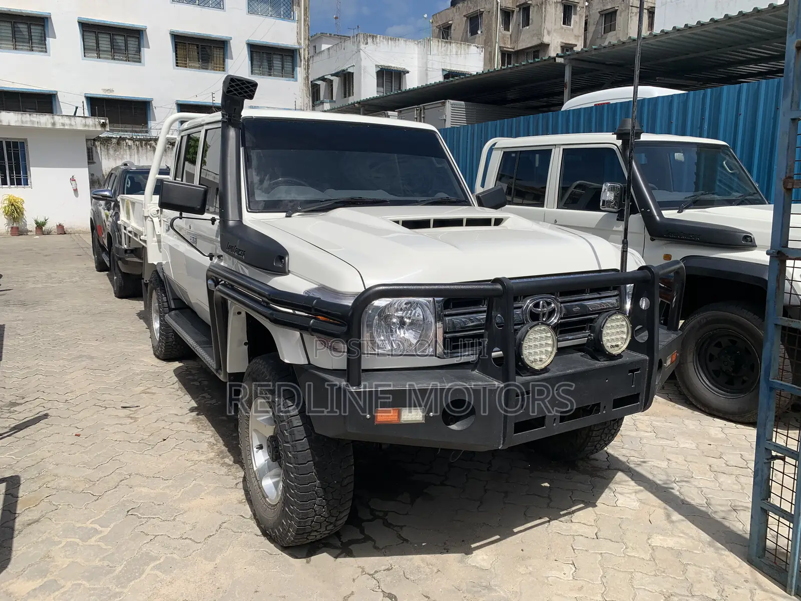Toyota Land Cruiser 4.5 V8 TD 2019 White