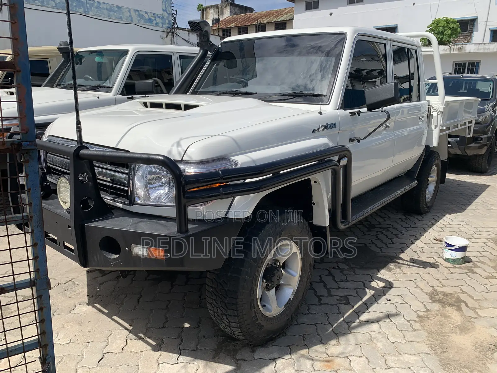 Toyota Land Cruiser 4.5 V8 TD 2019 White