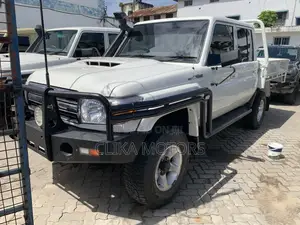 Toyota Land Cruiser 4.5 V8 TD 2019 White