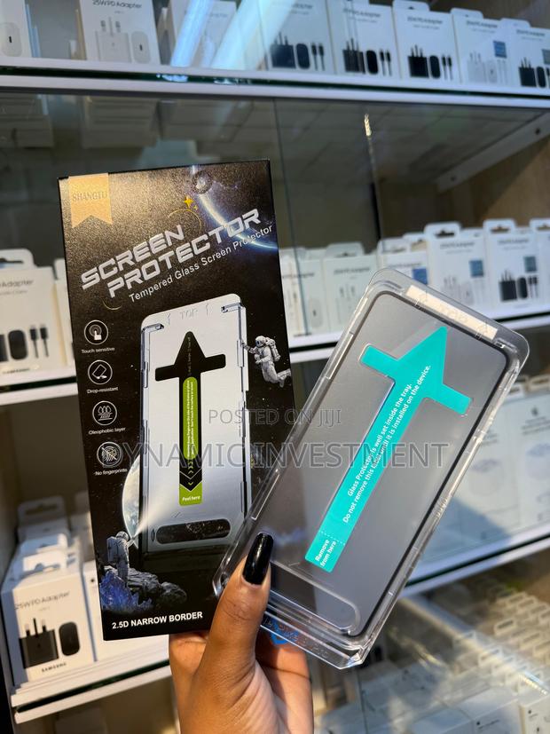 Google Pixel 8 Pro Tempered Glass Screen Protector Easy Fit - thumbnail 2