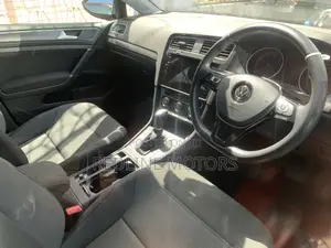 Volkswagen Golf Variant 2018 Red