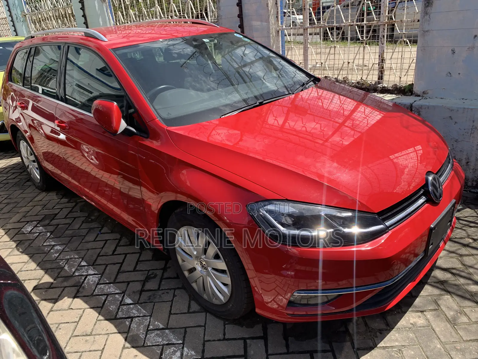 Volkswagen Golf Variant 2018 Red