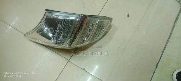 Taillight Toyota Vanguard Clear