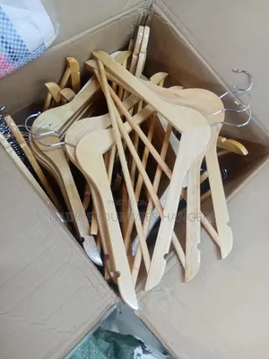 Wooden Hangers Good Quality