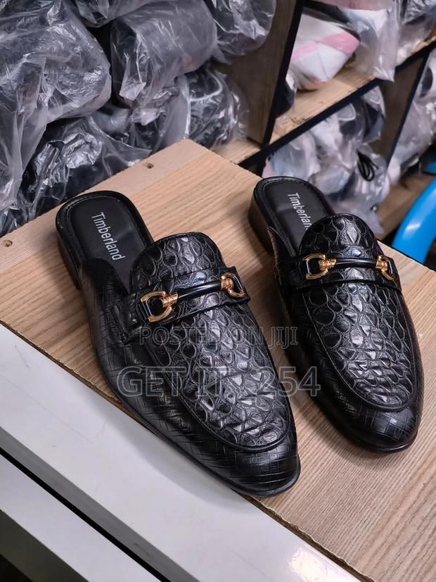 Timberland Mules
40-45
0
Quality 💯 - thumbnail 4