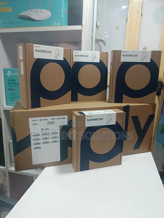 Poly Blackwire 3320 Stereo Usb-c Headset + Usb-c/A Adapter - main view