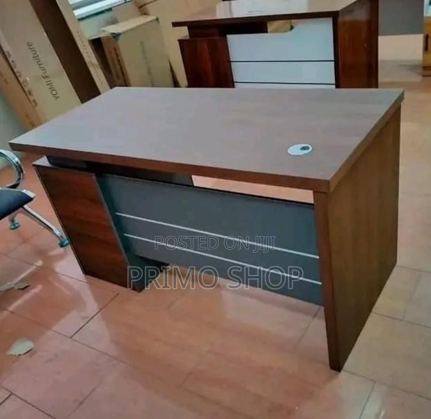 Office Desk; 140cm Edge-Protected Design Office Desk - main view