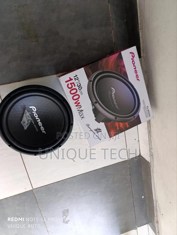 12” Pioneer Ts-W32s4 Subwoofer – Smooth Bass, Big Impact