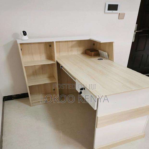Office Desk: 1200mm Front MDF Reception Desk - thumbnail 3