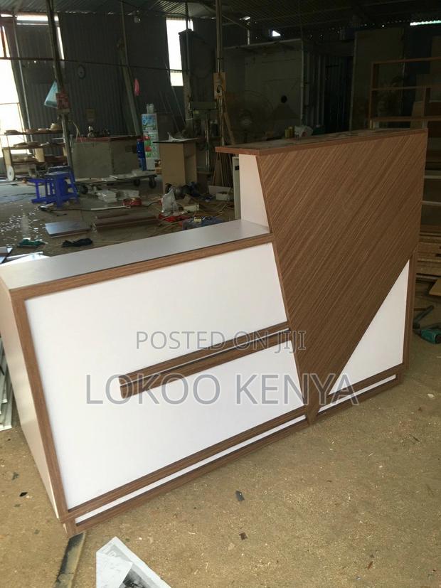 Office Desk: 1200mm Front MDF Reception Desk - thumbnail 6