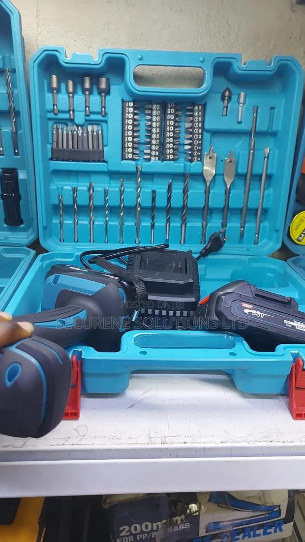 Makita 88v Cordless Hammer Drill Kit - thumbnail 2