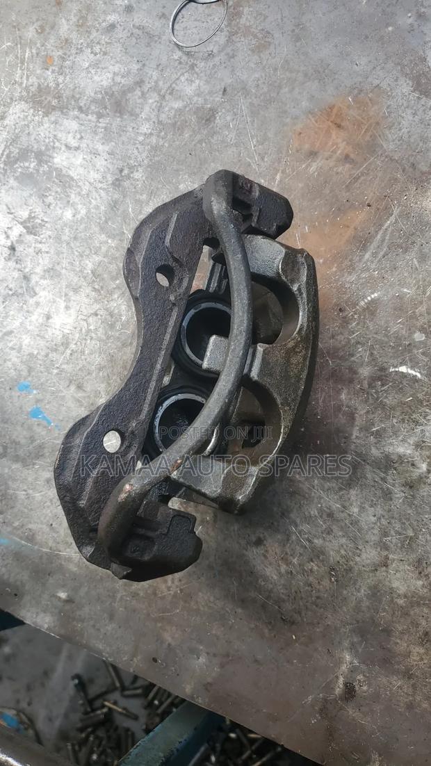 Nissan Yd 27 Brake Calliper - main view
