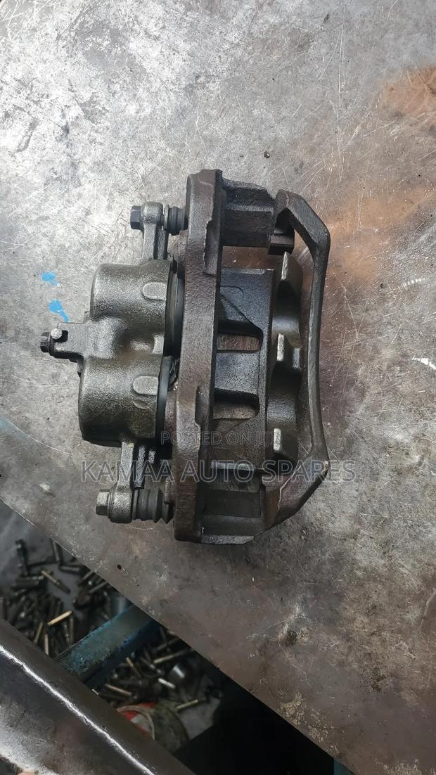 Nissan Yd 27 Brake Calliper - thumbnail 3