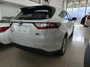 Toyota Harrier 2.5 Hybrid 4WD 2019 White