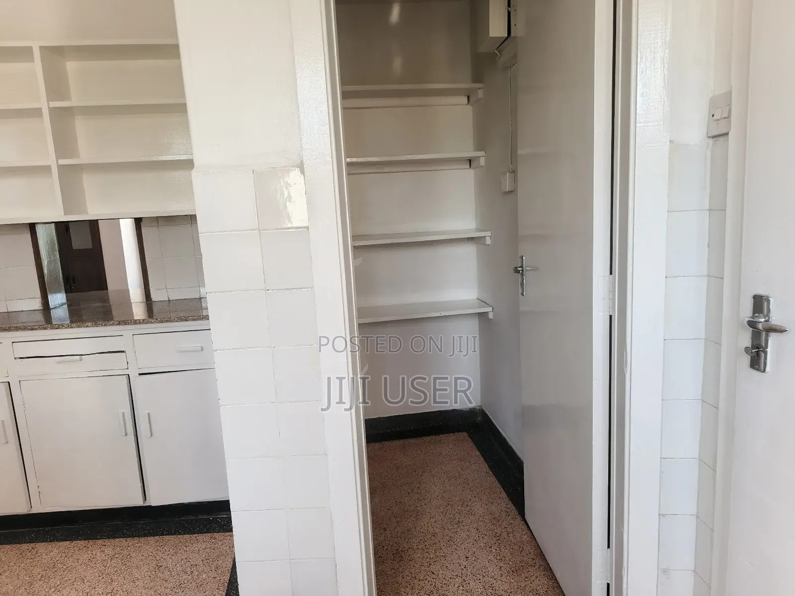 2bdrm Apartment in State House for rent