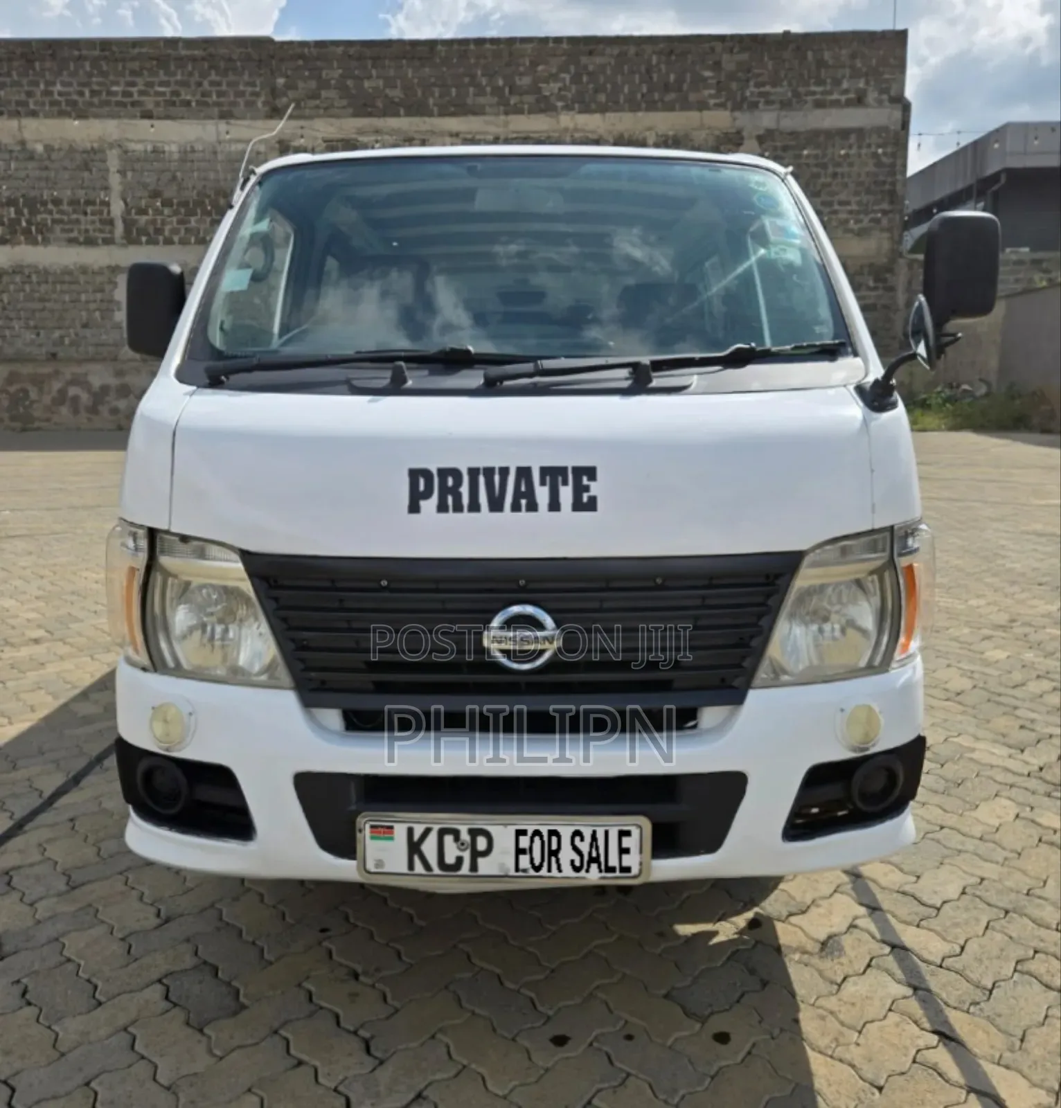 Nissan Caravan (Urvan) 2010 White