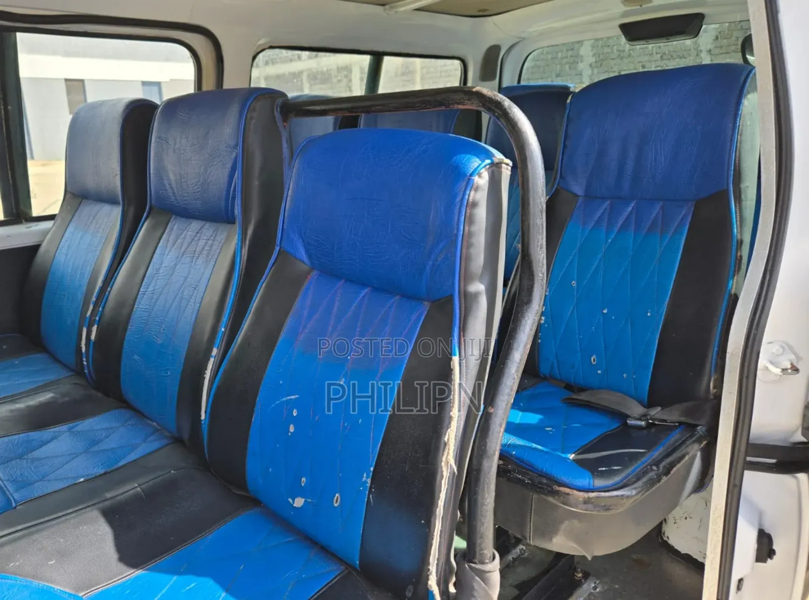 Nissan Caravan (Urvan) 2010 White