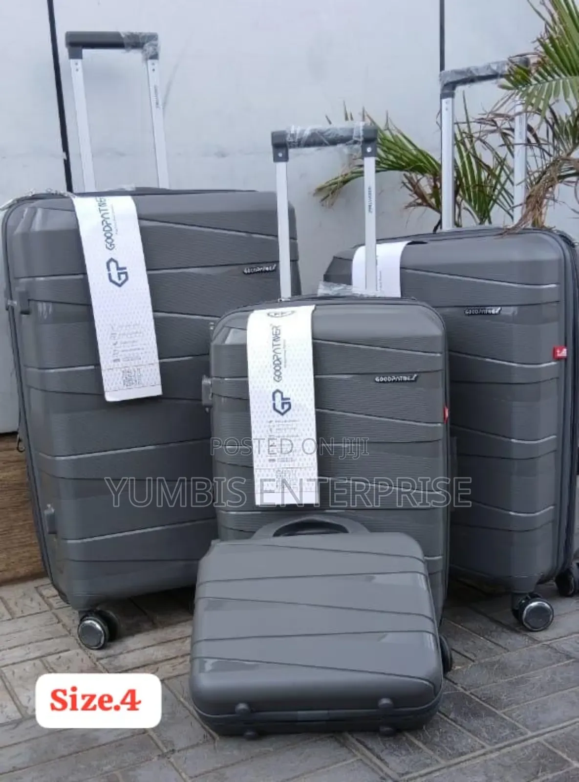 Grey's Size 4/27"" Rubber 4 in 1 Suitcases at 8500